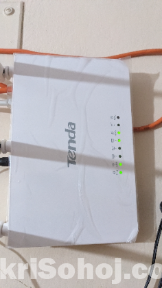 Tenda F3 wireless router
